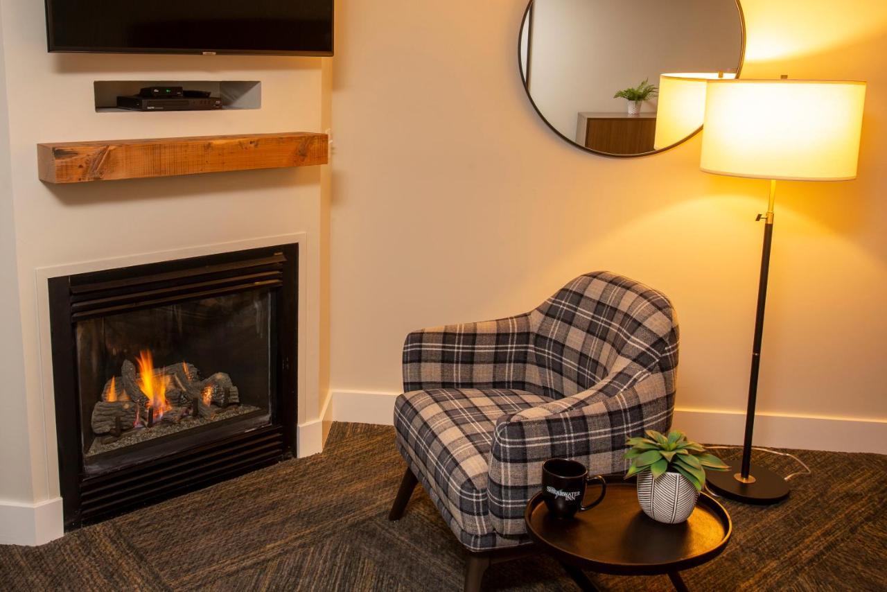 Shearwater Inn Линкън Сити Екстериор снимка